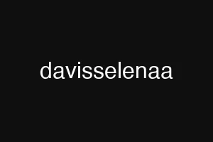 davisselenaa